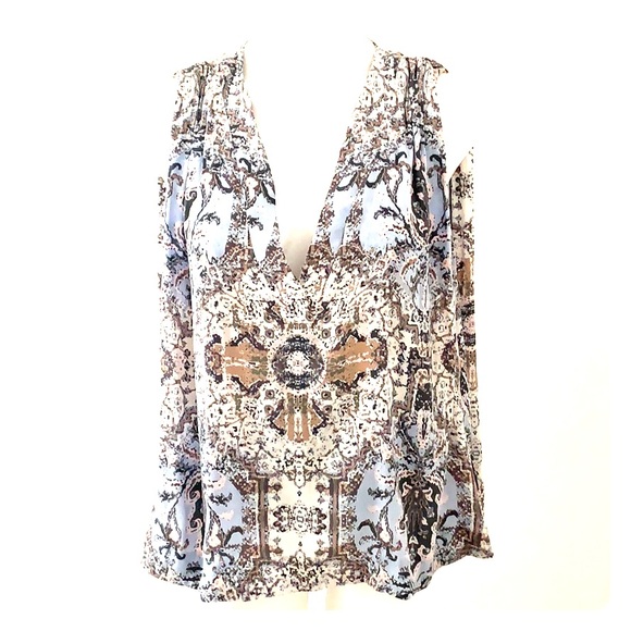 Free People shirt size medium 🌸🌸🌸